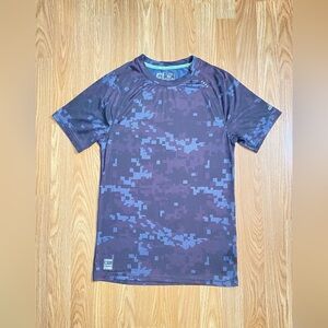 Sz S Mens RBX XTRAIN Fitted Athletic T-Shirt with Grey Accents